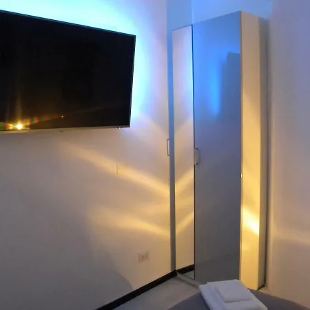 Διαμέρισμα House Pratello 5 *
